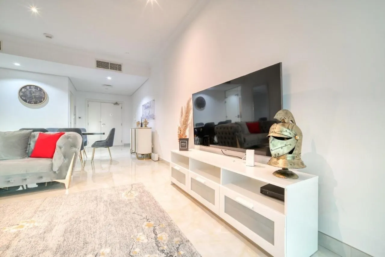 アパート ドバイThe Marina Penthouse Near Jbr 46Th Floorアパートメント アラブ首長国連邦